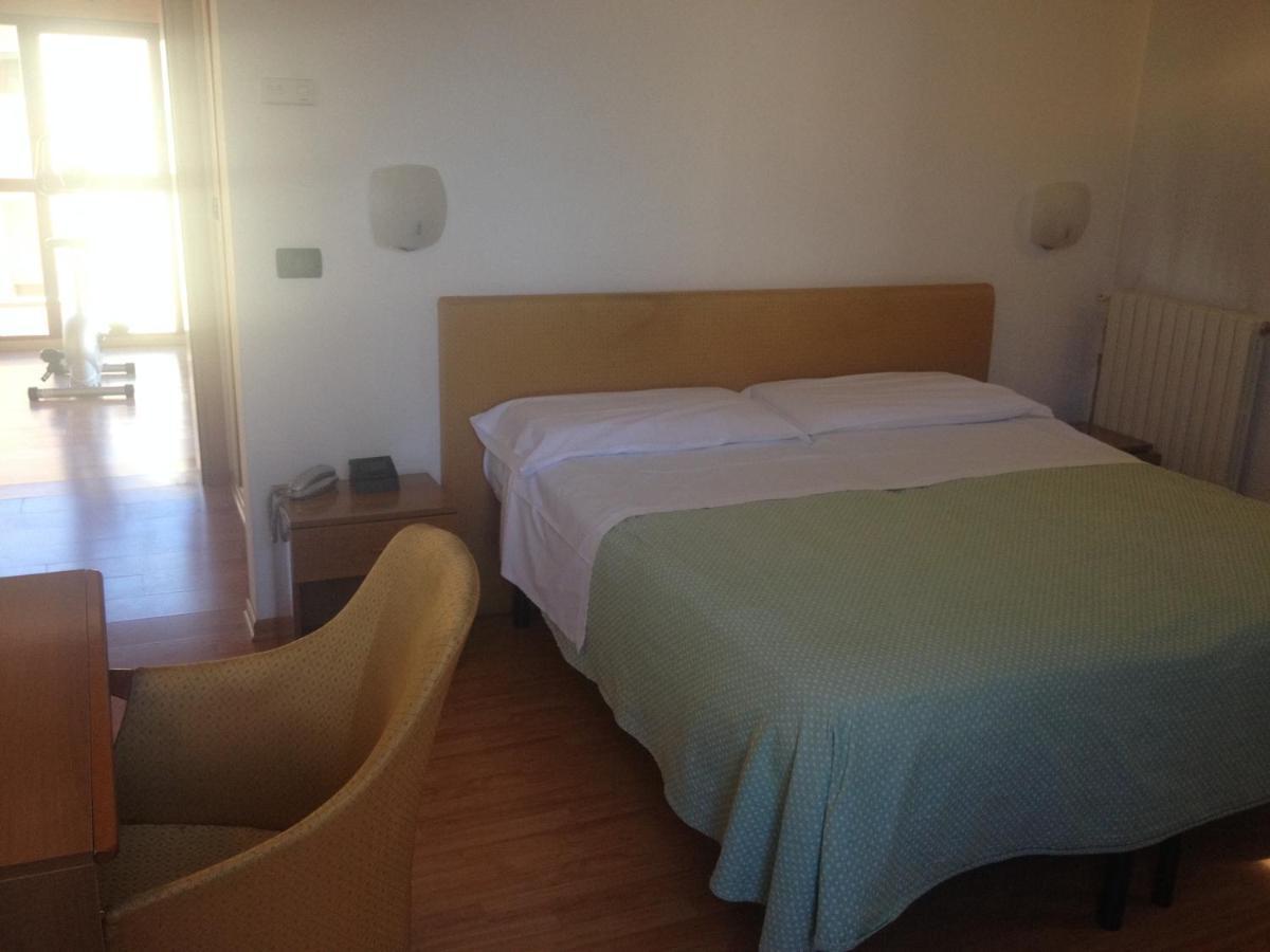 Hotel Terme Belvedere Abano Terme Bilik gambar